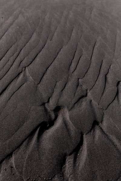 岸上的灰沙